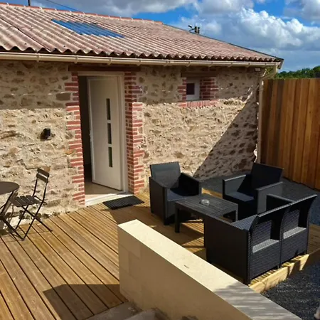 De Marbre Et D Or Entre Le Futuroscope Et Le Parc Du Puy Dufou Maison d'hôtes Boesse