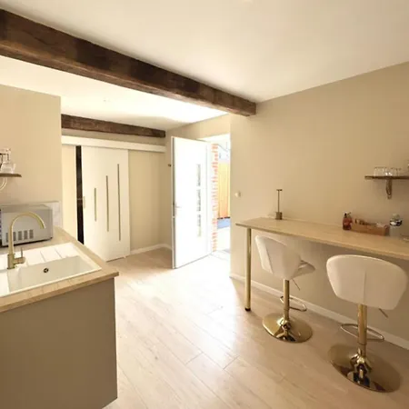 Maison d'hôtes De Marbre Et D Or Entre Le Futuroscope Et Le Parc Du Puy Dufou Boesse