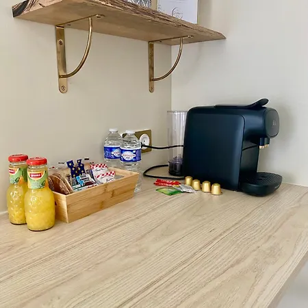 De Marbre Et D Or Entre Le Futuroscope Et Le Parc Du Puy Dufou 3*